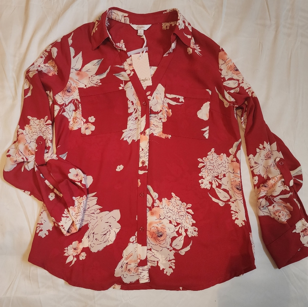 Juniors' Candie's Roll-Tab Blouse